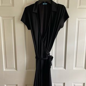 EUC J. McLaughlin Black Wrap Dress